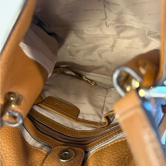 Michael Kors Kip Bucket Bag - Tan - Picture 14 of 14